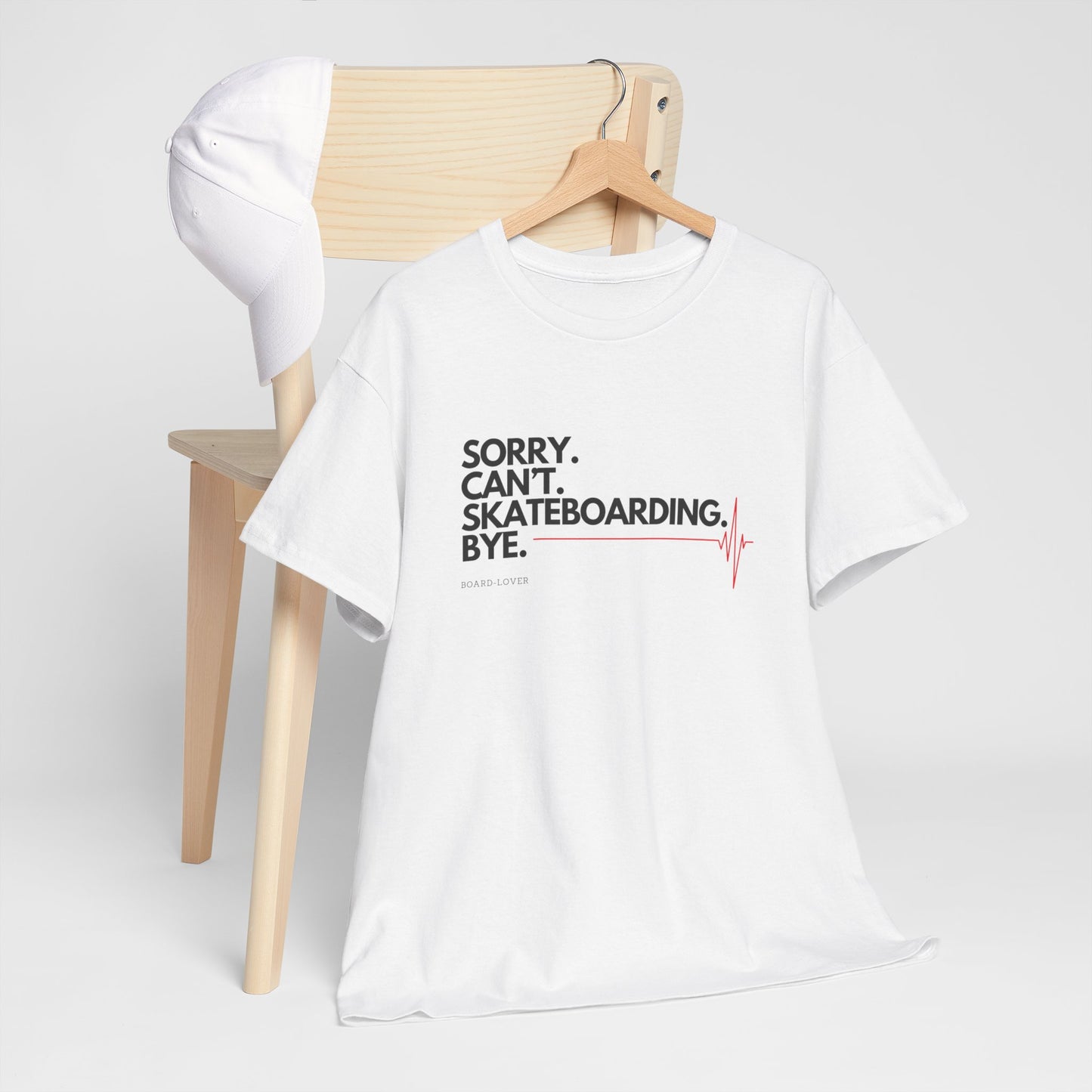 Skateboard T-Shirt mit lustigem Spruch: Sorry. Can't. Skateboarding. Bye.