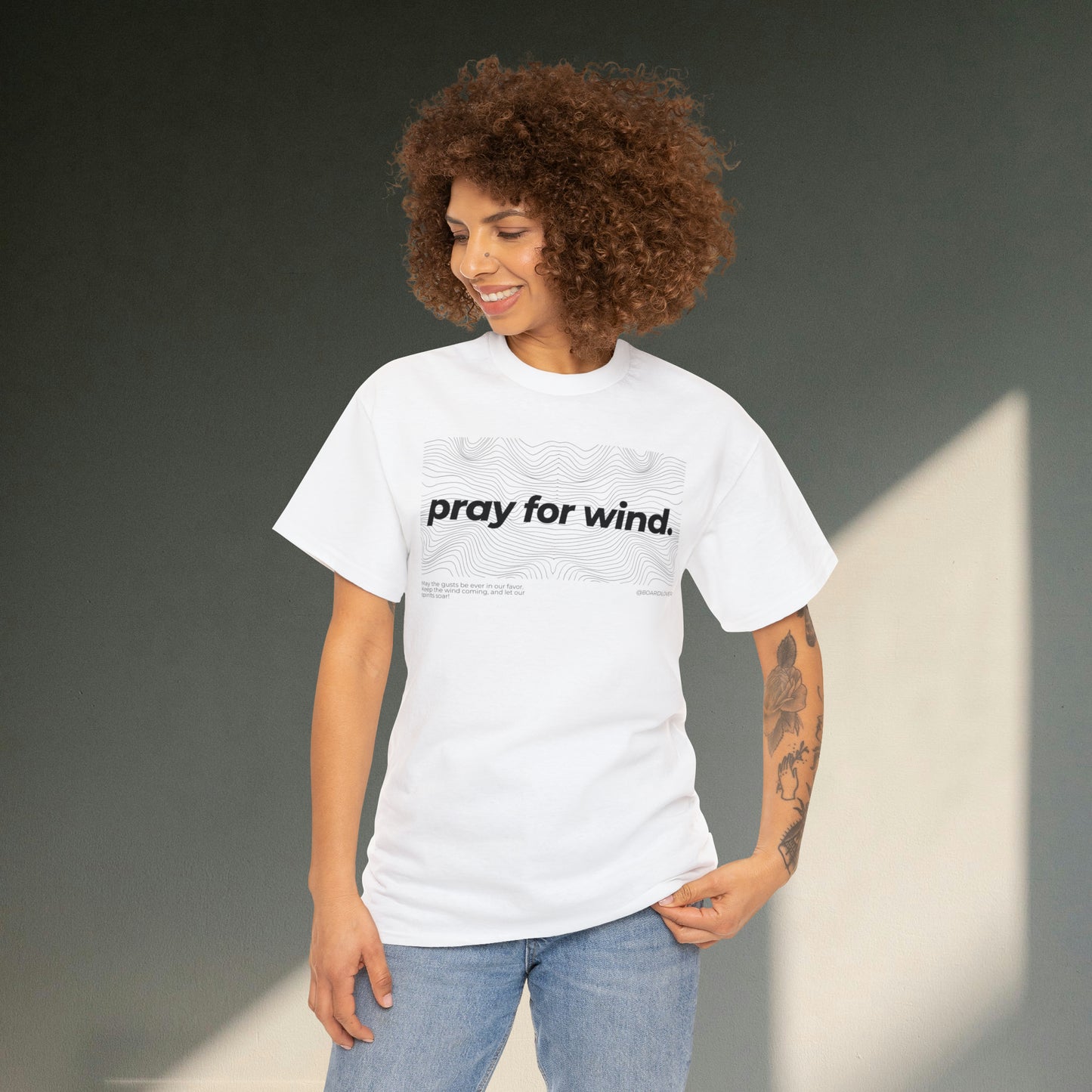 pray for wind T-Shirt – unisex