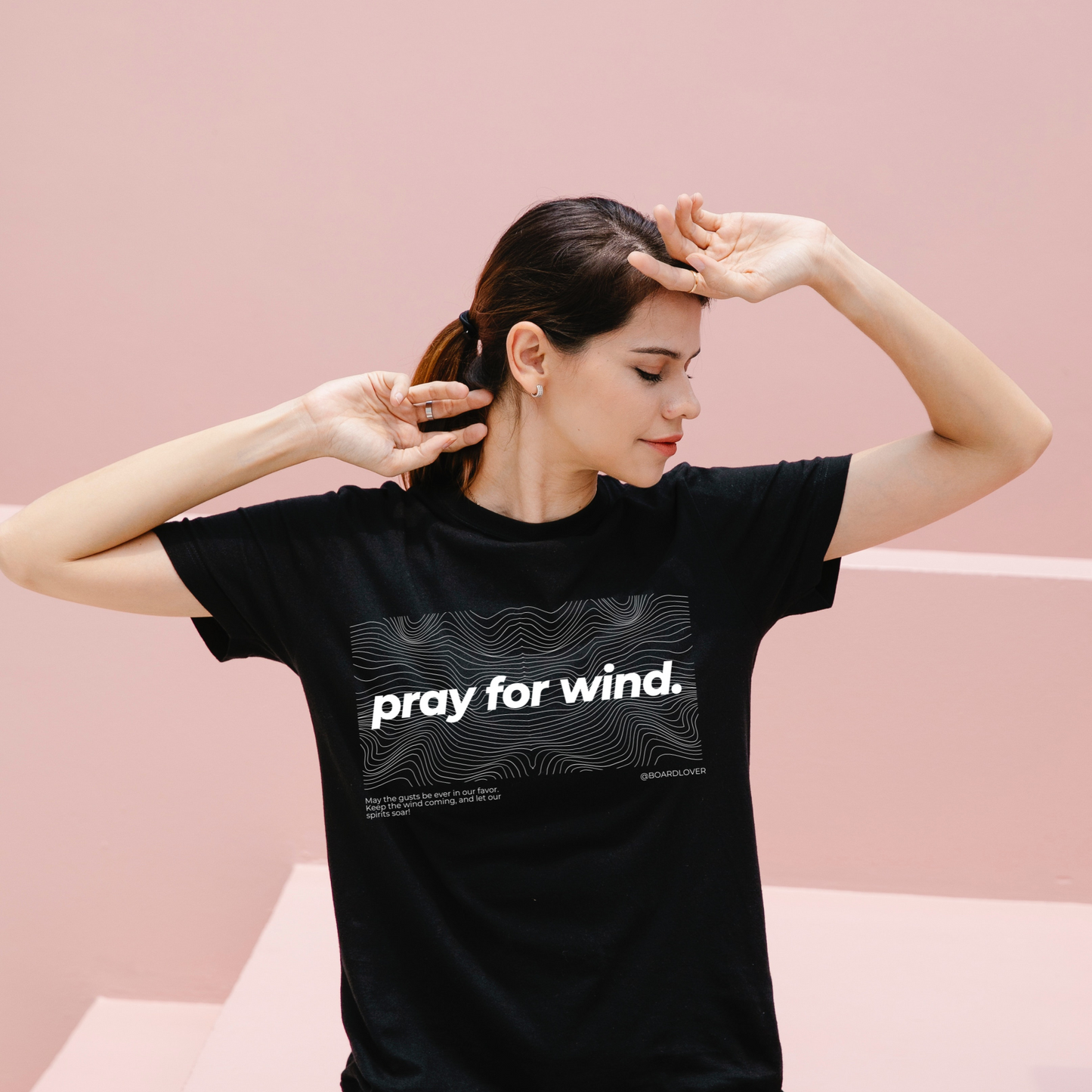 pray for wind T-Shirt – unisex